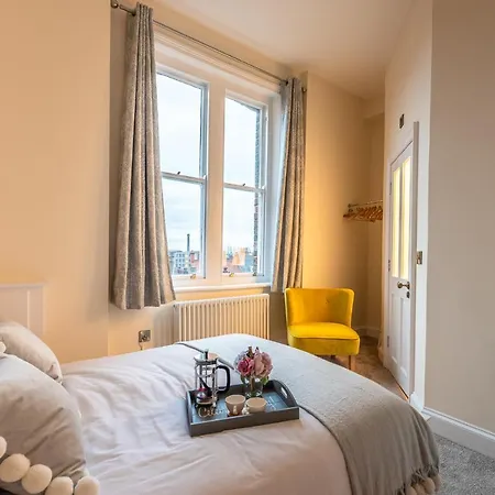 Apartment Newly Converted Rowntree House Shambles York