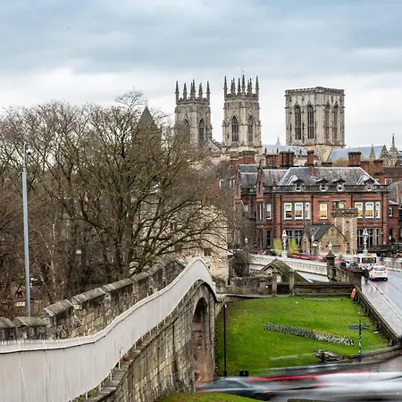 Newly Converted Rowntree House Shambles Appartement *