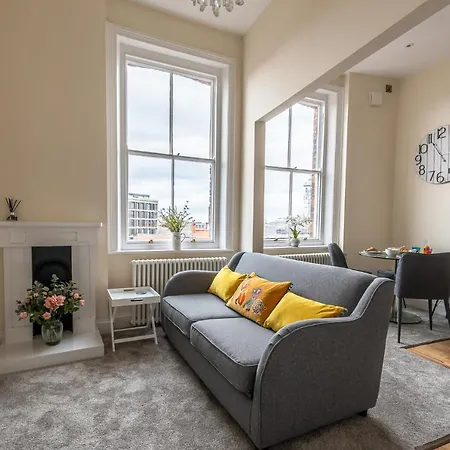 Apartment Newly Converted Rowntree House Shambles