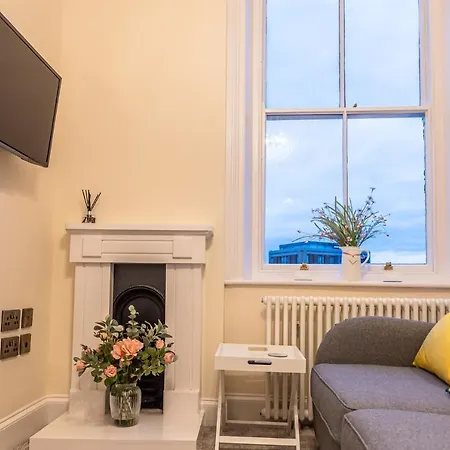 Apartment Newly Converted Rowntree House Shambles *