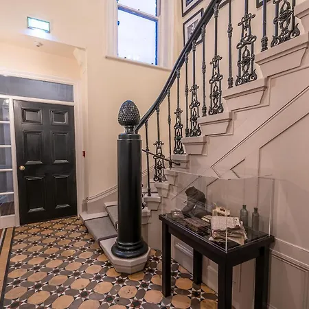Apartment Newly Converted Rowntree House Shambles York